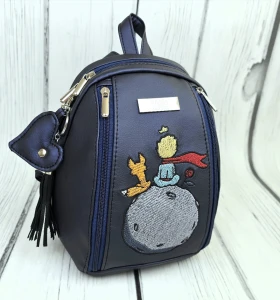  Plecak granat perłowy z haftem chłopca z lisem 