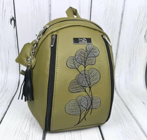  Plecak khaki z haftem eukaliptusa