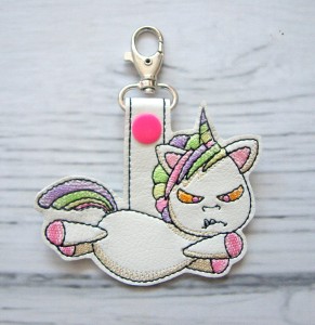 Brelok wściekły jednorożec