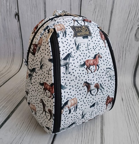 Plecak konie i kropki 