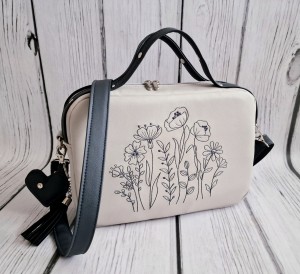 Torebka box szary popiel z grafitem z haftem polnych kwiatów