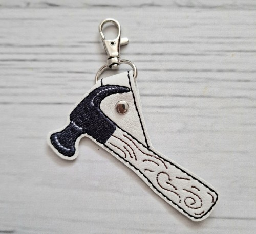 Brelok młotek