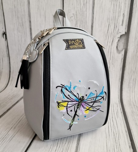  Plecak szary z haftem ważki watercolor 