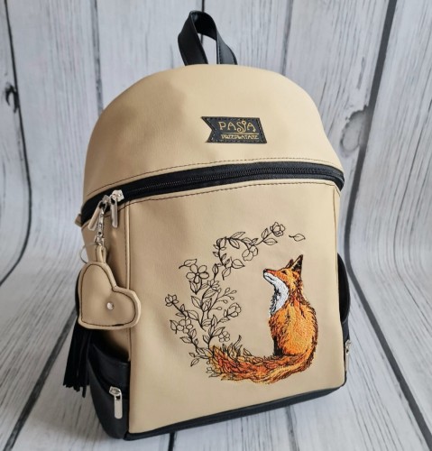 Plecak Abbey ciemny beż z haftem lisa z kwiatami