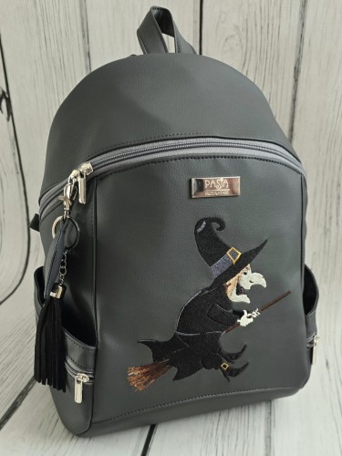 Plecak Abbey grafit z haftem czarownicy