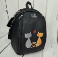  Plecak czarny z haftem dwóch kotów