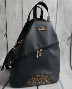  Plecak Gabi czarny z haftem półmandali