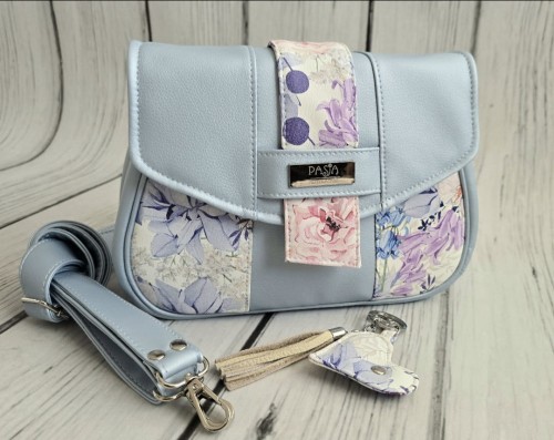 Torebka Żaneta błękit perłowy  boho very peri