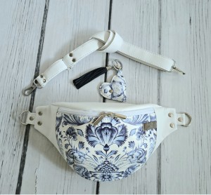 Nerka niebieskie kwiaty