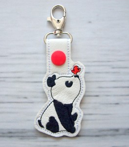 Brelok panda z motylkiem